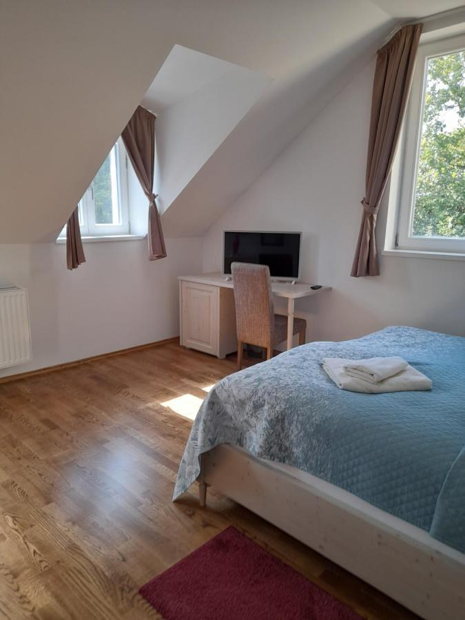 Rosenberg Kuria Bed & Breakfast Taplanszentkereszt Dış mekan fotoğraf